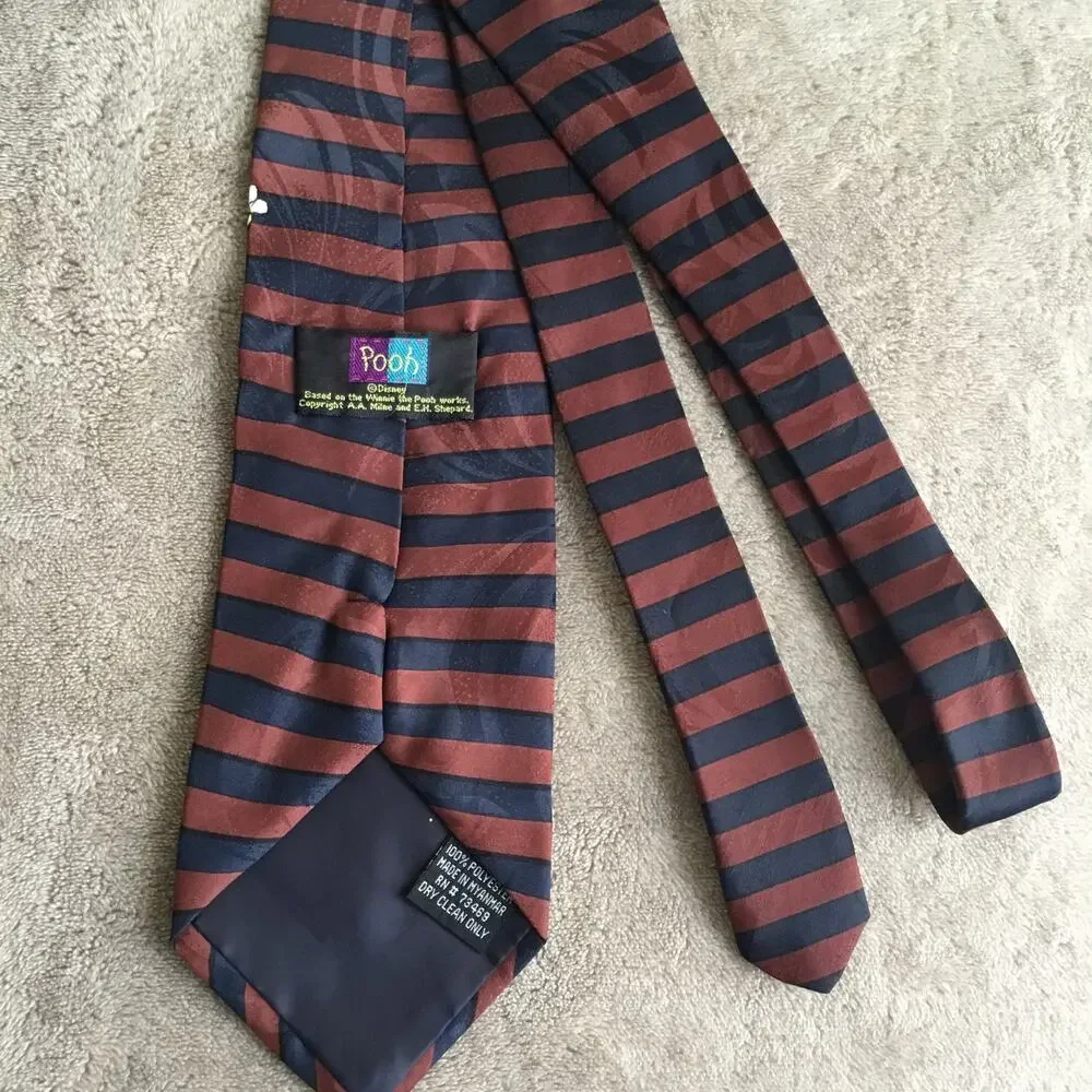 Disney POOH Novelty Cartoon Necktie 